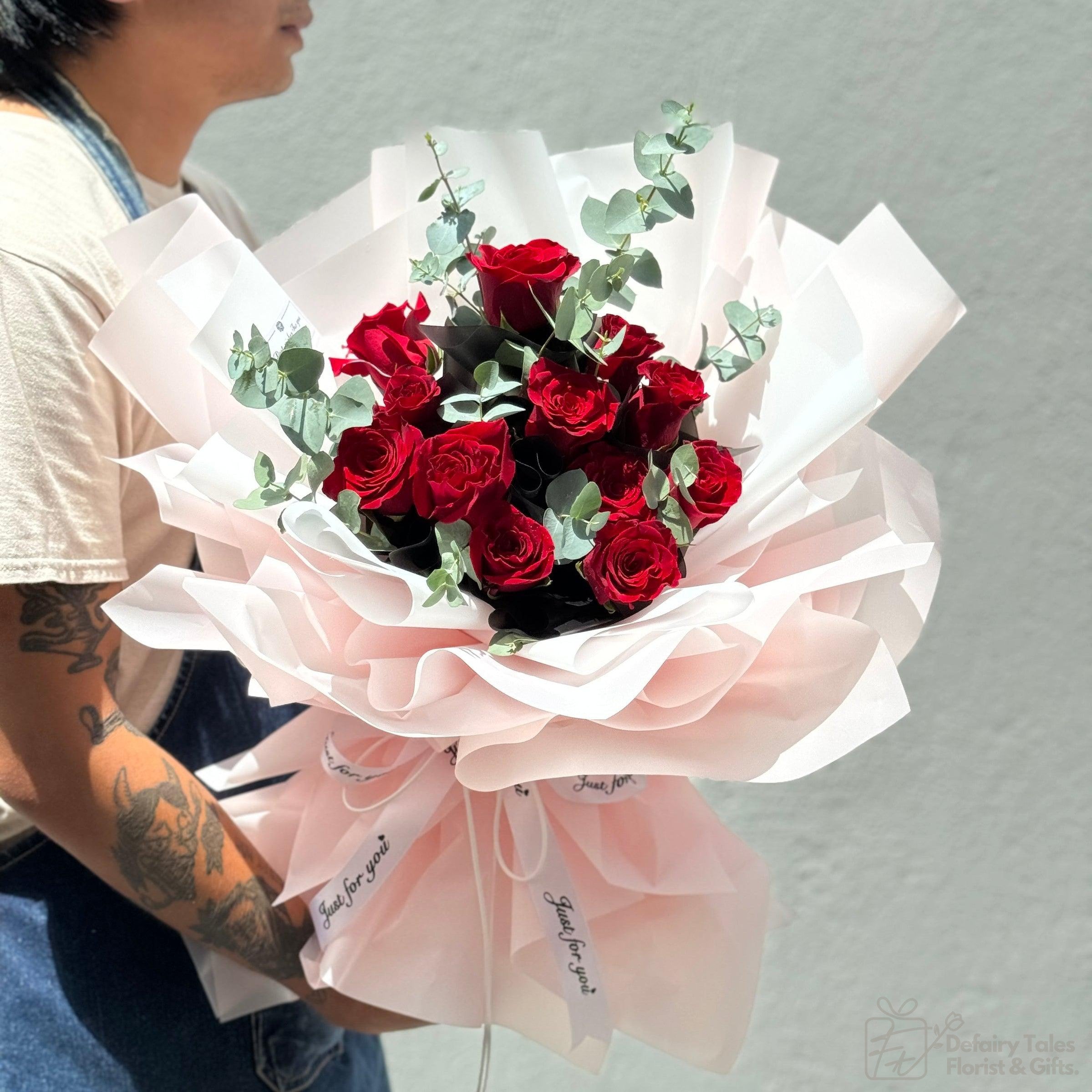 Amore's Bloom - Fresh Flower Bouquet-Fresh Flower-12 stalks-Red-DeFairy Tales