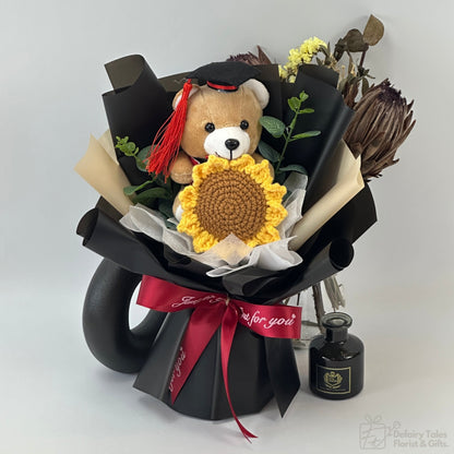 Golden Threads - Crochet Flower Fusion Bouquet